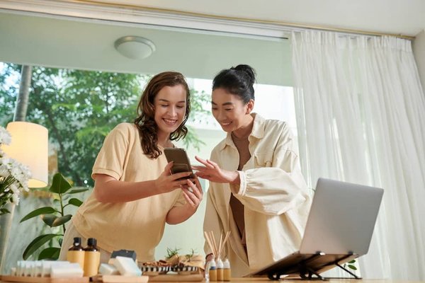 Comment mettre en œuvre une politique de feedback continu pour améliorer l'engagement ?